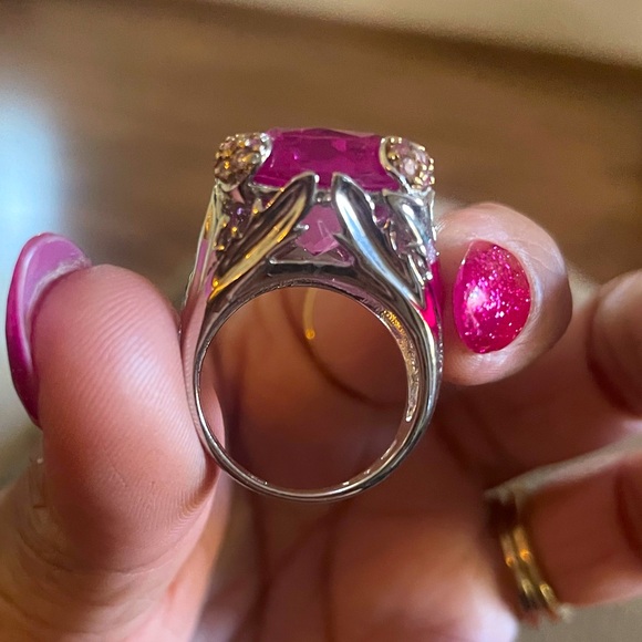 Judith Ripka ring sterling, silver designer, ring, large pink topaz - Picture 4 of 10
